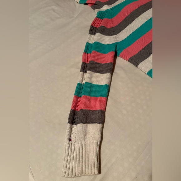 TOMMY HILFIGER SWEATER GIRLS SIZE 8-10 - Picture 13 of 15